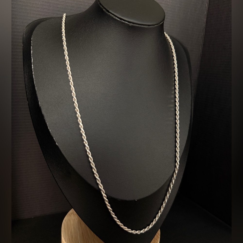 Elegant 925 Silver Rope Chain Necklace
